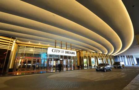 Hyatt Regency Manila City of Dreams Отели рядом с достопримечательностью «Arista Place»