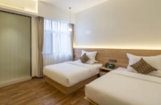 Mile Xitinglangyuan Homestay (Honghe Water Town Jinxiu Flower Street)