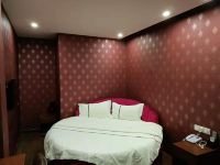 哈尔滨华西宾馆 - 浪漫圆床房(无窗)