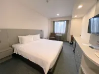 Strand Hotel Singapore Hotels near Victoria