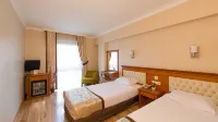 Prestige Hotel Old City - С баром