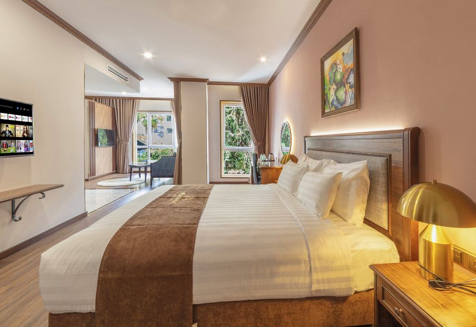 킹스 호텔 달랏