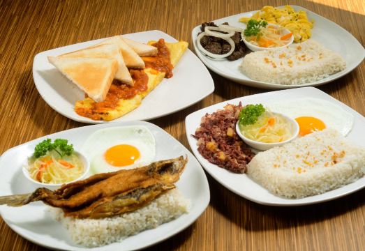 4. 고 호텔스 일로..