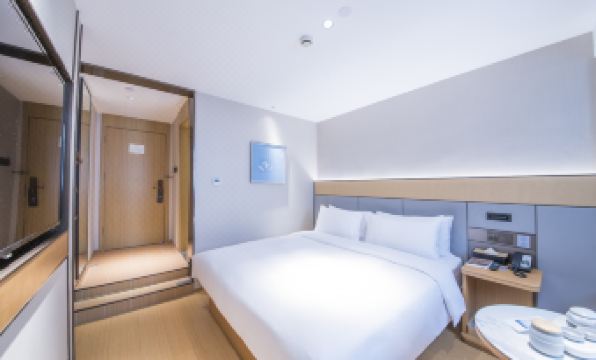 JI Hotel (Shanghai People's Square Nanjing Road)