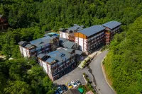Yulin 6wan Forest Kangyanggu Hotel (Guangxi 6wan Dashan Forest Park) Hotels in Fumian District