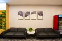 Tongliao Meiji Hotel (Railway Station) - Parkering