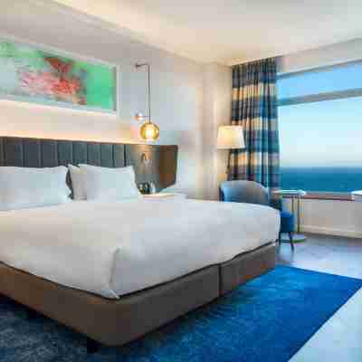 Hilton Diagonal Mar Barcelona Rooms