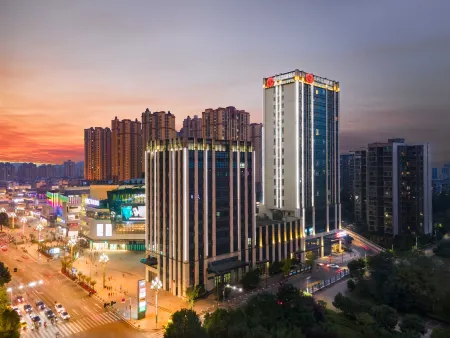 Jinke Ruijing Hotel (Yongchuan East Station Water Conservancy College store) Отели рядом с достопримечательностью «College of Science and Technology， Chongqing University»