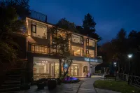 Nanyue Hengshan Qingxi·Hidden Mountain Guesthouse - บริการรถรับส่ง