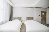 Yijia Hotel Hotels in Jidong County