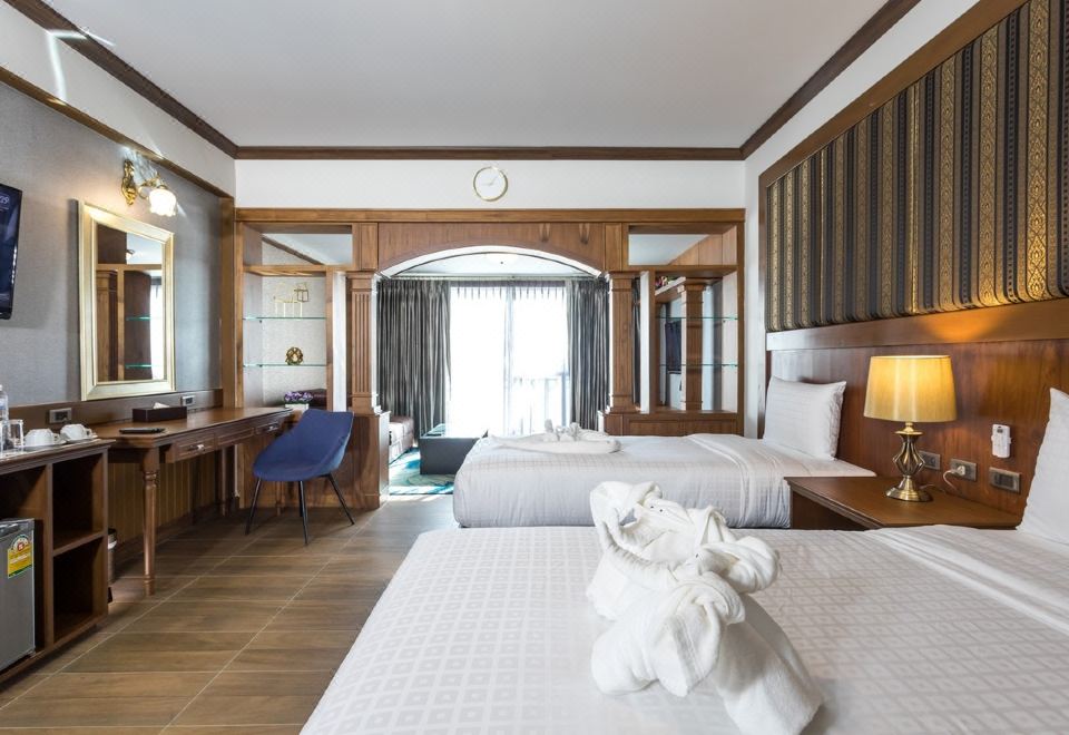 1. 르 에라완 팡아..