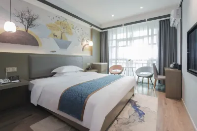 Savile Zhouyi Hotel (Huaihua Municipal Government) Hotels in Huaihua