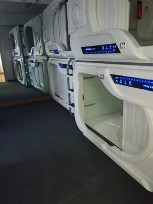 小舍太空艙青年旅社（螃蟹岬地鐵站店）