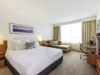 Novotel Christchurch Cathedral Square Hotels near Turanga