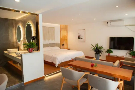 Xinyan Shanju (Wanxianshan Guoliang Scenic Area) Отели рядом с достопримечательностью «Nanping Town»