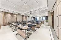 Lavande Hotel Golden Sand Bay of Zhenjiang - 3 ดาว