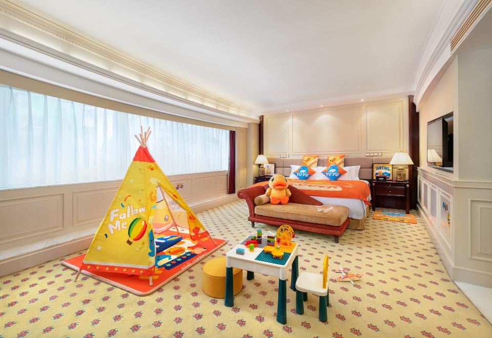 크라운 플라자 랜드마크 선전의 객실 전경 이미지