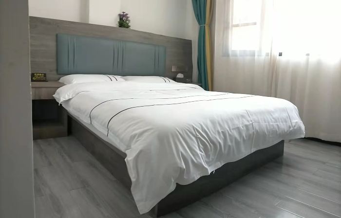 Meigu Xiangyue Hotel