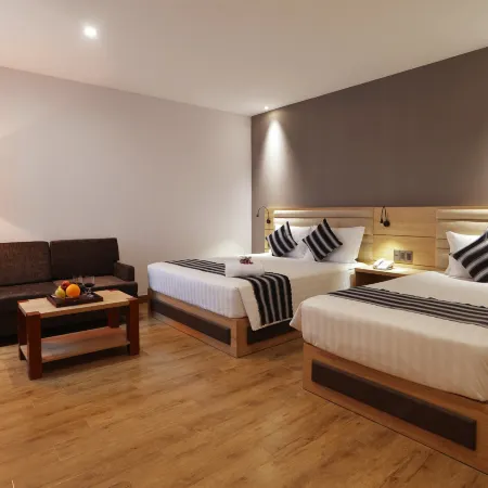 Aiden Saigon Hotel Отели рядом с достопримечательностью «Парк Dam Sen»