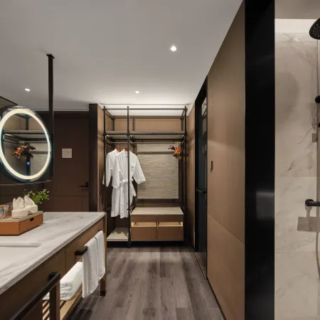 MINGHU DAWN RESORT
