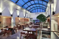Xiangbishan Port House | City core stroll city center hotel (Guilin two rivers and four lakes store) - sarapan