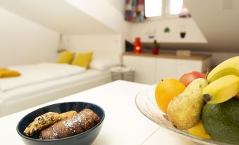 6. Apartmen..
