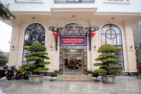 Huong Duong Hotel Thanh Hoa Hôtels à proximité de : Chùa Mậu Xương
