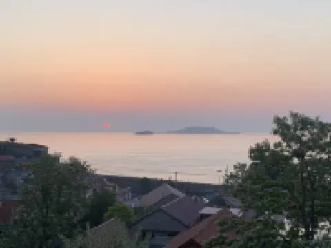 青島嶗山山海一家觀海旅店