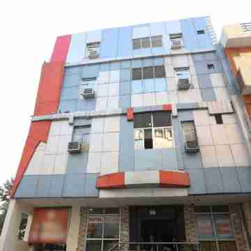 Hotel Shivam Hotel Exterior