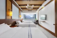 Zhangjiajie night park hetian style theme inn (tianmen mountain national forest park branch)