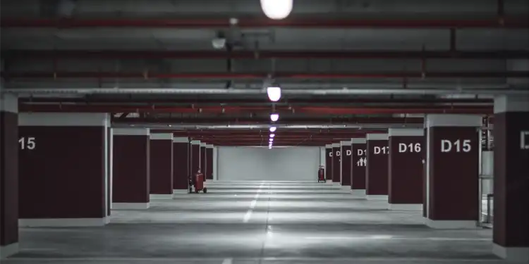 Hotels With Parking