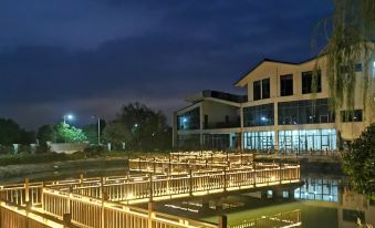 Wuhan Kaoshan Town Homestay