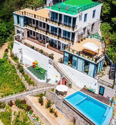 Wenling yinxingyuan seaside home stay Hôtels à proximité de : Xuan Zhen Cave