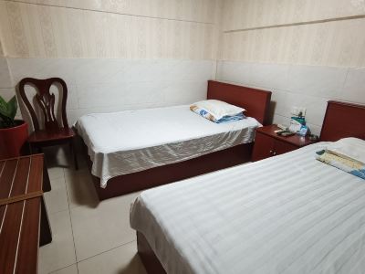 Yunlei Supermarket Hotel