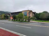 Xuanfu Wujia Homestay