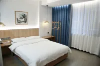 Longyuan B&B Hotel (Jishui Street) Hotel in zona CPC Jiyuan Committee Party School