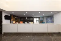 君之麗商務飯店（淄博八大局王府井廣場店） - 2 星級