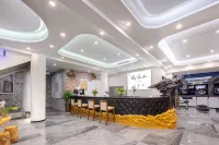 Yue Leshan River View Hotel(Shangzhongshun commercial street branch)