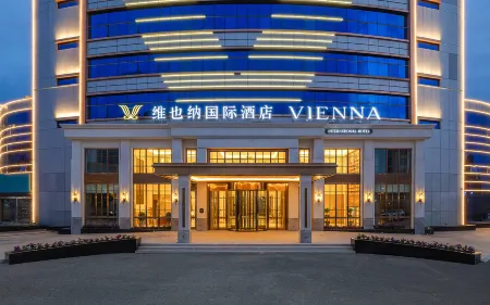 Vienna International Hotel (Sangzhi Dongpo Building Branch)
