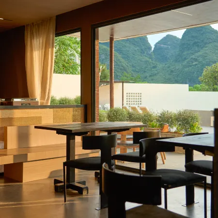 Yangshuo Chen Family Garden (Yulong River Ten-Mile Gallery)