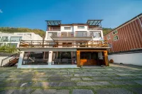 Alleyway Design Homestay in Anji Hutong Hotels in Longwang Mountain/Zhebei Grand Canyon