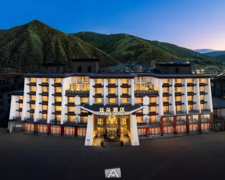 Atour Hotel on National Highway 318 in Xinduqiao, Kangding Hoteles en Kangding