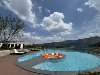 Manlu · Banmeng Vacation Apartment - Yüzme Havuzu