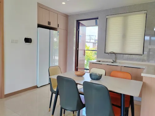Fuxianhu Xingkong Xiaozhen Xiaobanjing Homestay - ห้องครัว