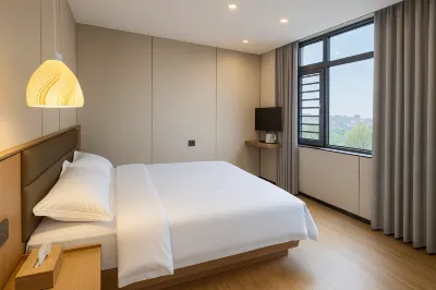 臻景公寓 鄰近湖光巖風景區-第四紀斷層遺跡的酒店