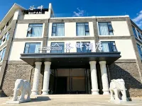 GUPANHotelMalinhe Store - balkon