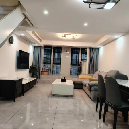 Yaqi Elevator Retreat (Fulin New World Plaza)
