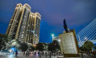 Orange Inn Zhi (Yichang Three Gorges Tourist Center, Wanda Binjiang)