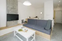baseLITE-ZHANGJIANG Serviced Apartment Hotels near Sanda University (Jinhai Road)