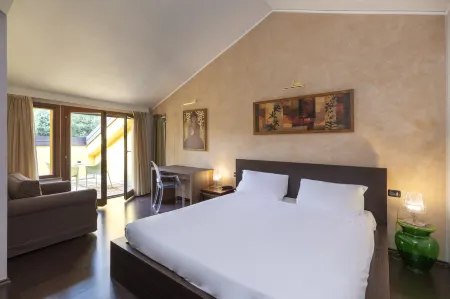 B&B Hotel Malpensa Lago Maggiore Отели в г. Golasecca